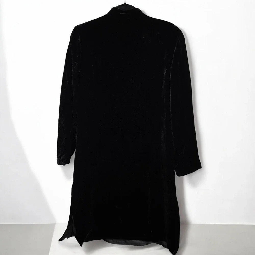 I S C Jacket Black Velvet 100% Silk Mandarin Collar Embroidered Floral Woman Sml